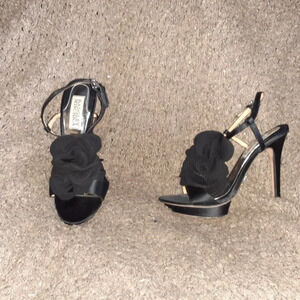 BADGLEY MISCHKA-Randee-Silk/Satin Black Flower-4.5" Heels-Sz 5.5-Excellent